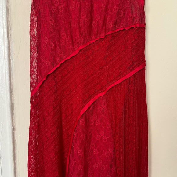 UO Maxine Knit Lace Midi Dress - Picture 6 of 8